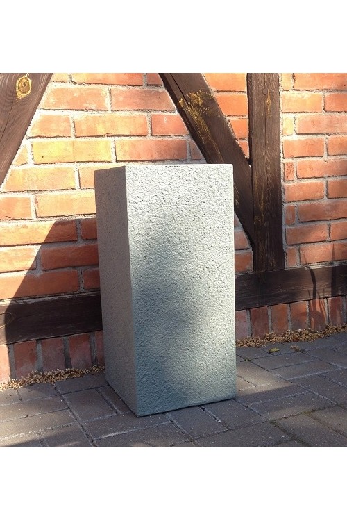 Donica cementowa Faktura supek s/2 24274 - 33x33x70 cm - doniczki-poznan.pl