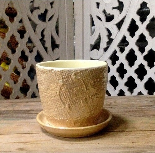 Doniczka złota Płótno