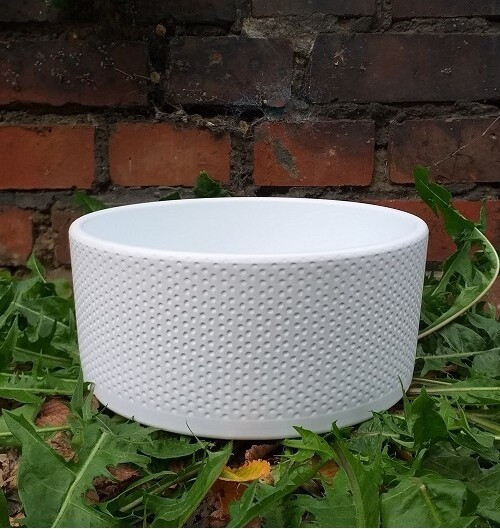 Misa Era relief biała