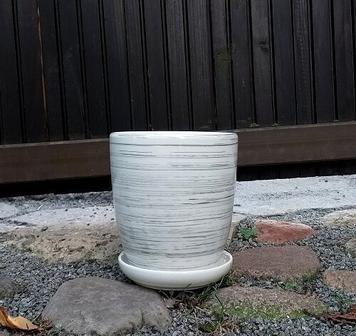 Doniczka Nova biała w czarne paski