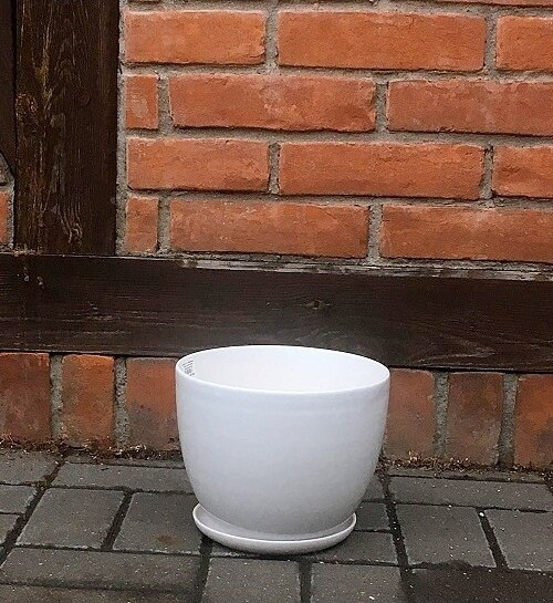 Doniczka baryłka biała