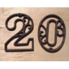 Cyfra 2 ozdoba ścienna żeliwna