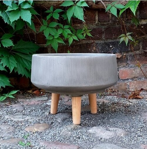 donica betonowa misa na nóżkach szara