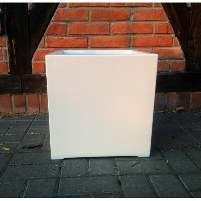 Donica z włókna szklanego biały sześcian