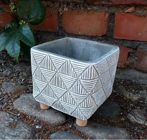 Doniczka Etno kwadratowa na nóżkach