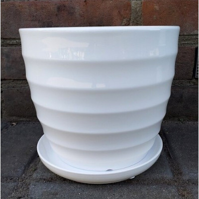 Doniczka klasyczna biała ryflowana