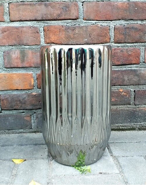 Donica Mirror Mood srebrna lustrzana  geometryczny wzór