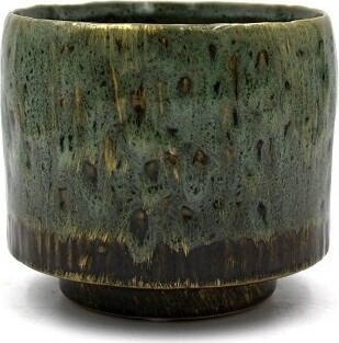 Doniczka Ner na stopce zielona