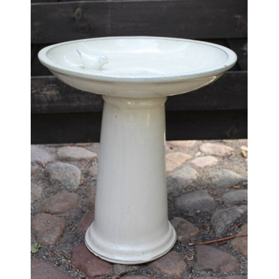 Poidełko ceramiczne na nóżce białe