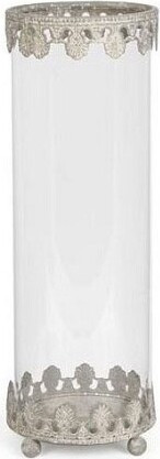 Lampion szklany z ażurowym metalowym motywem