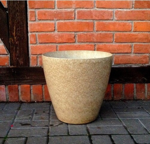 Donica okrągła beżowa lakierowana imitująca kamień