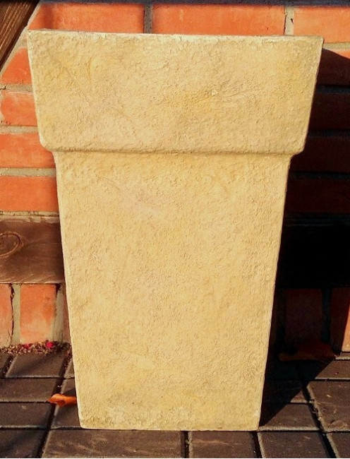 Wysoka kremowa donica prostokątna z rantem