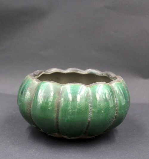 Doniczka Verona niska pękata zielona