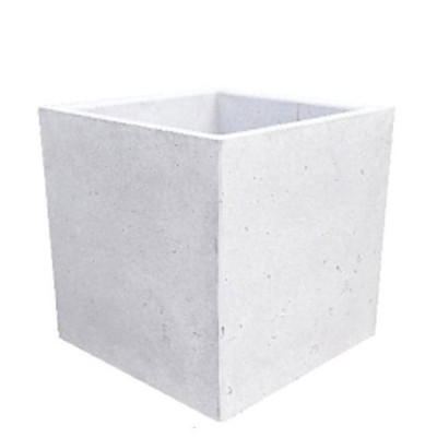Donica sześcian biały beton architektoniczny