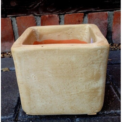 Osłonka ceramiczna matowa sześcian kremowy