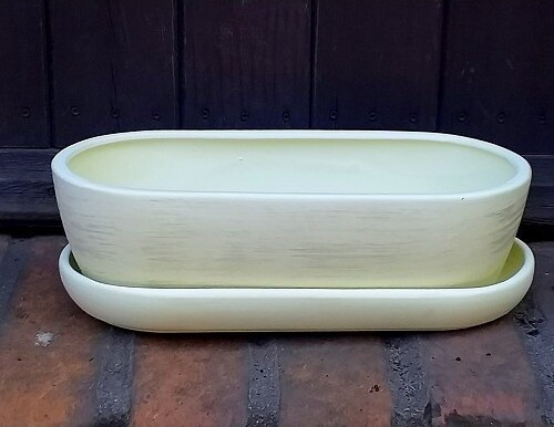 Doniczka kaktusiarka owalna kremowa srebrne przetarcia