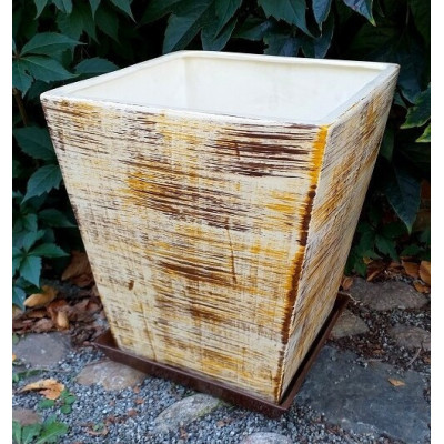 Doniczka kwadratowa żółto-brązowe paski z podstawkiem