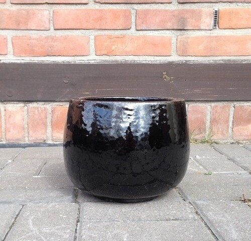 Donica szkliwiona kula czarna