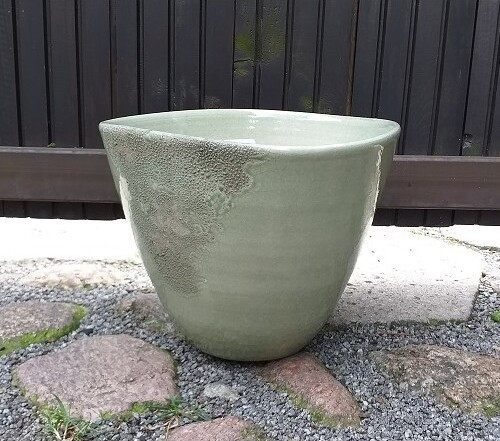 Portugalska doniczka w kolorze pistacjowym