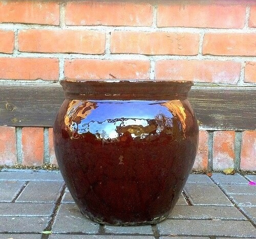 Donica szkliwiona pękata w kolorze mahoniowym